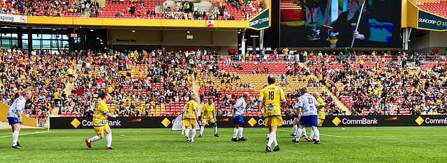 📺 明晚十点，我狐最后一场季前热身赛。